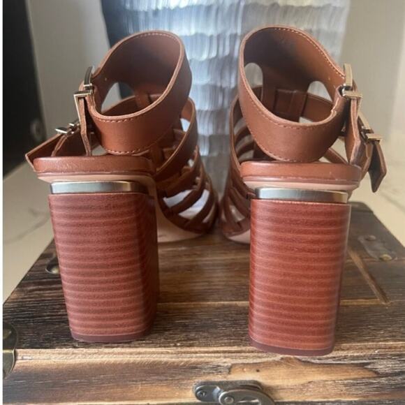 Vince Camuto Hicheny Heeled Sandals in Cognac - Picture 4 of 10